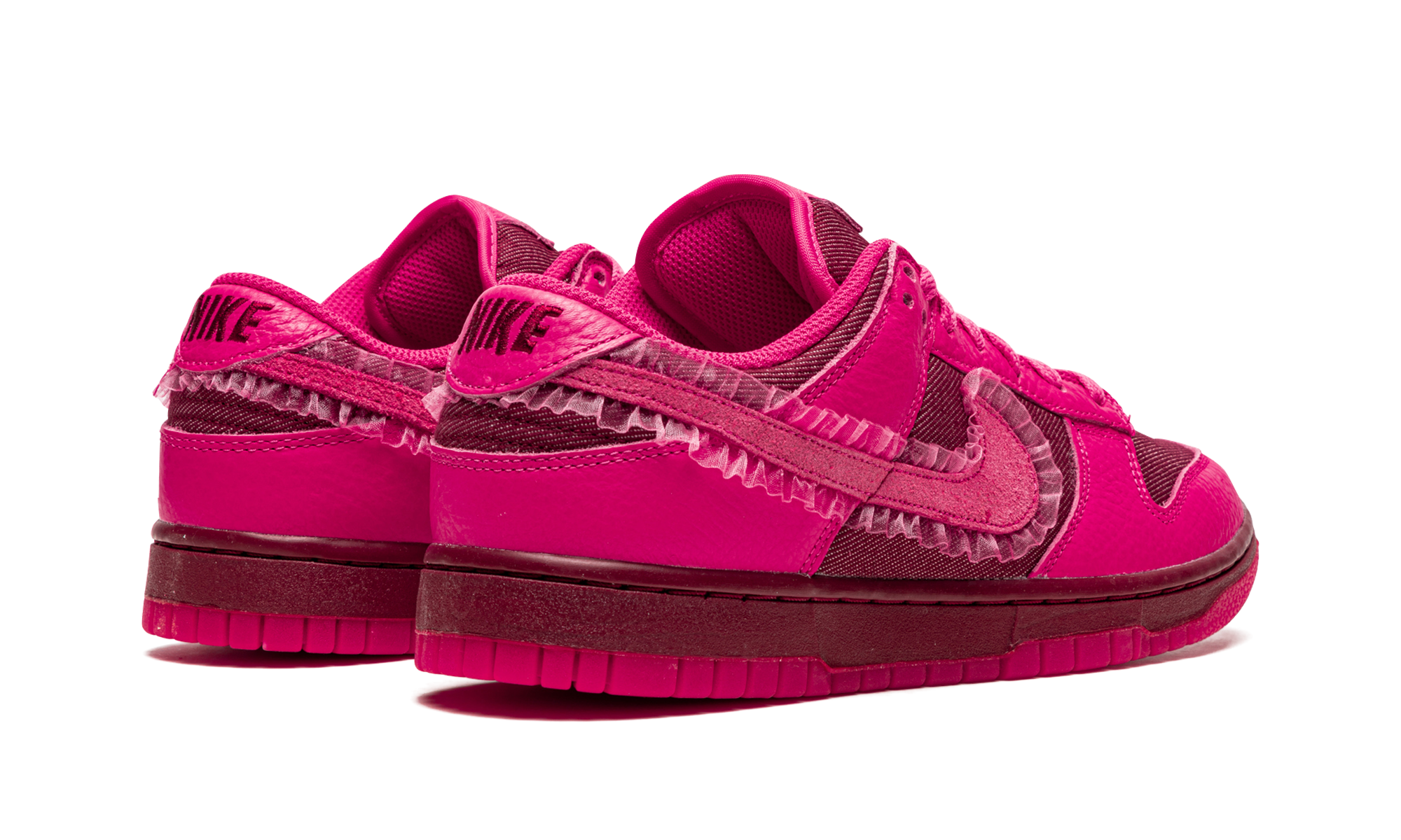 Nike Dunk Low Valentine's Day (2022)