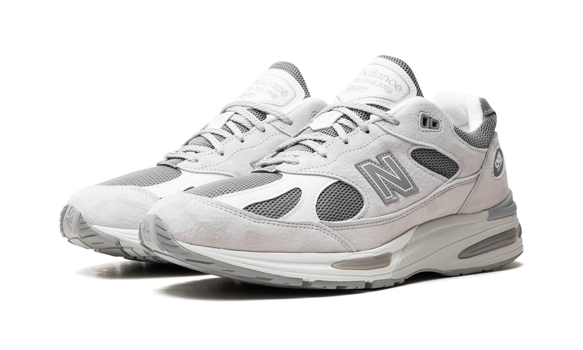 New Balance 991v2 MiUK Nimbus Cloud