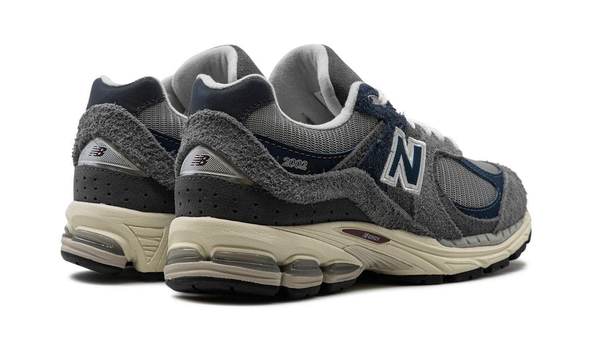 New Balance 2002R Navy Castlerock
