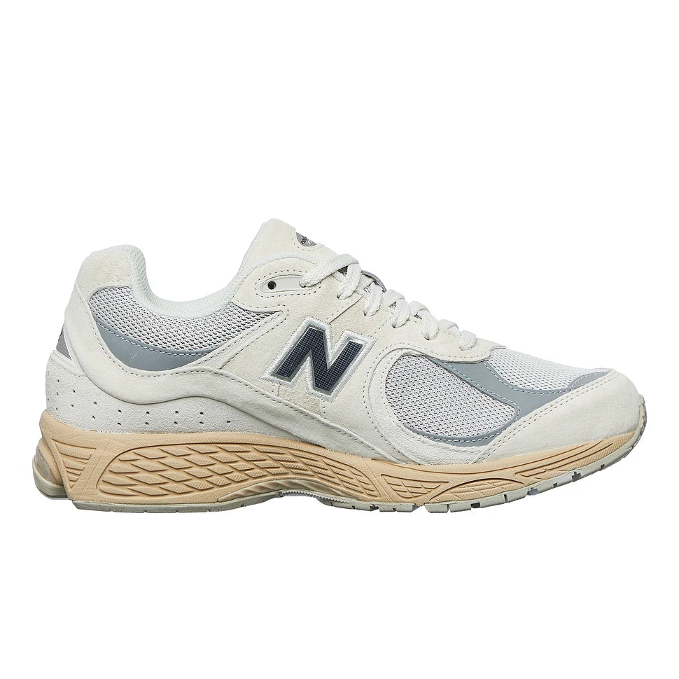 New Balance 2002R Linen Rain Cloud