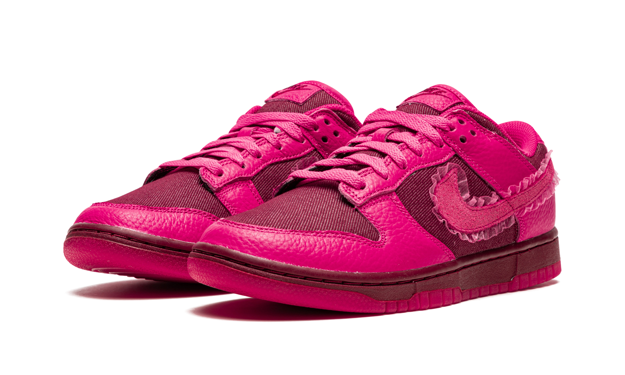 Nike Dunk Low Valentine's Day (2022)