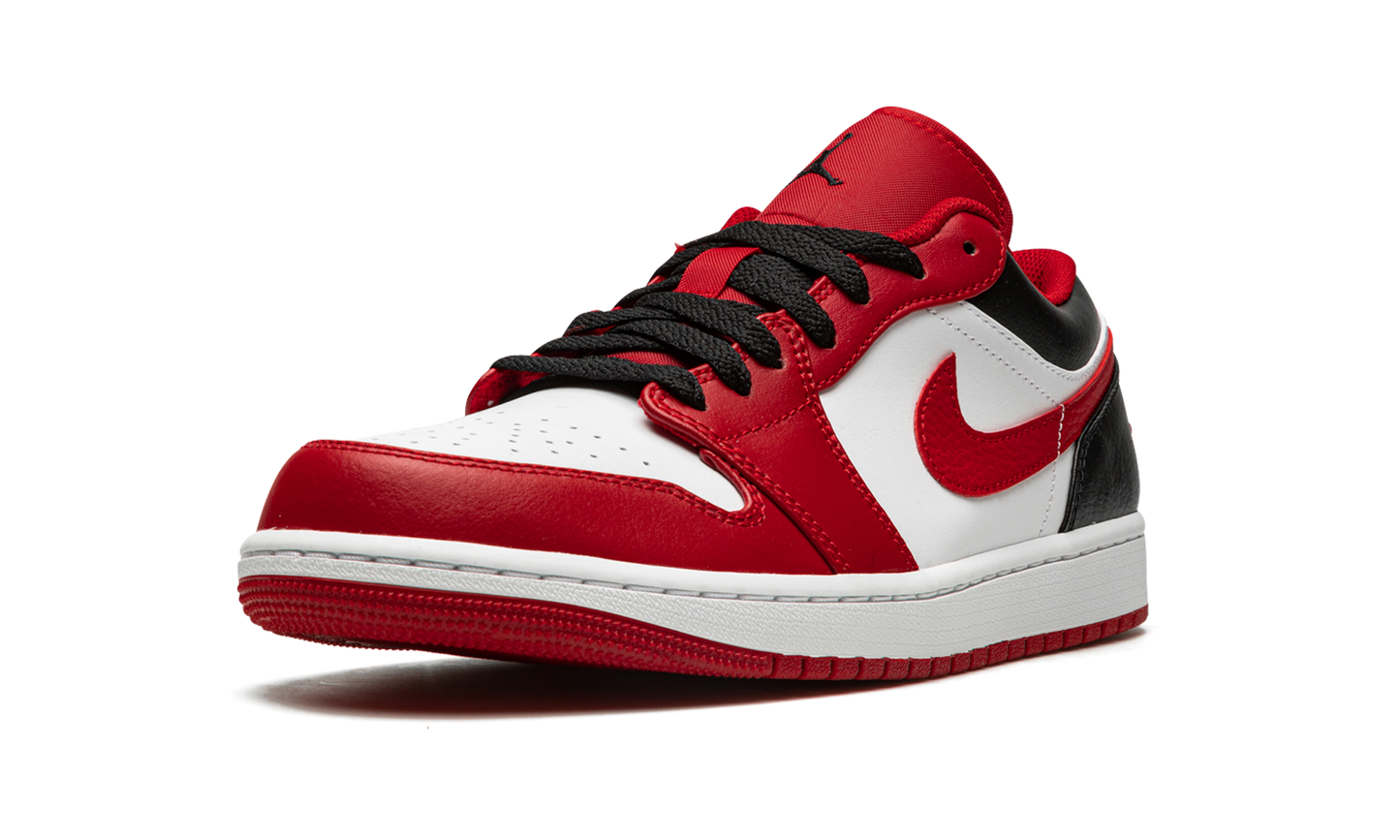 Nike Air Jordan 1 Low Bulls