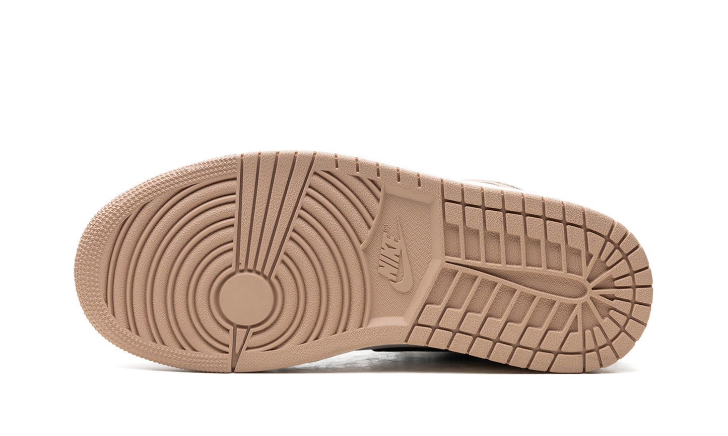 Nike Air Jordan 1 Retro High OG Latte
