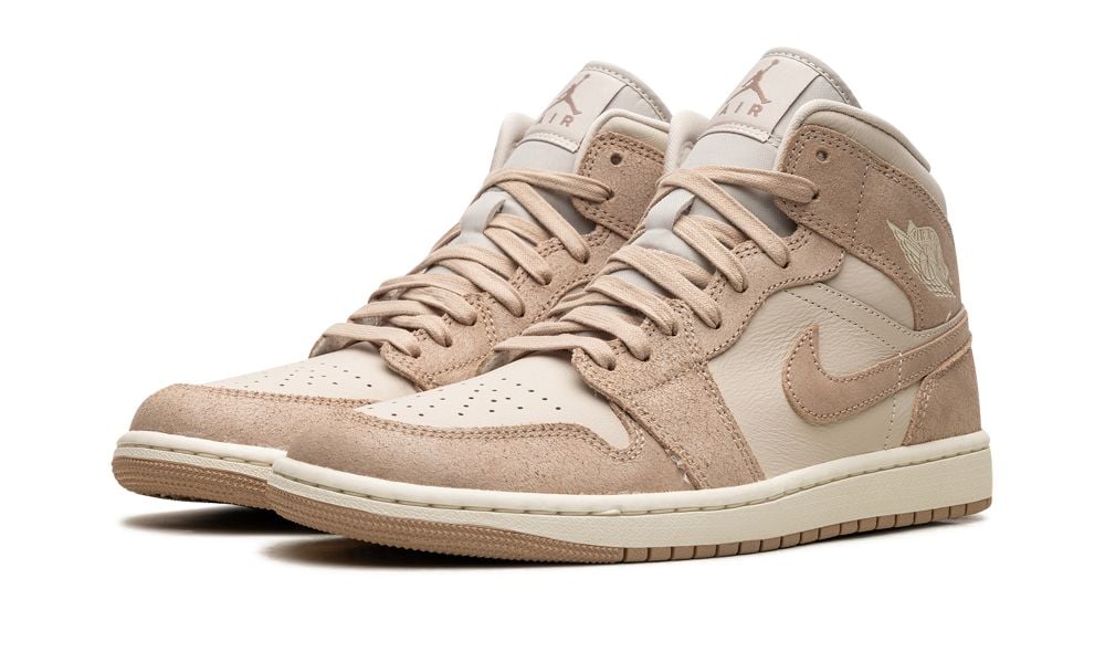 Nike Air Jordan 1 Mid Legend Light Brown
