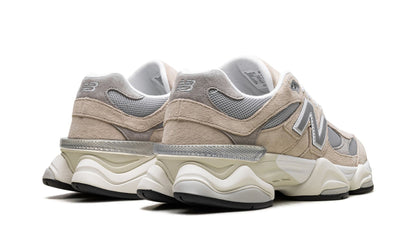 New Balance 9060 Raincloud Arid Stone