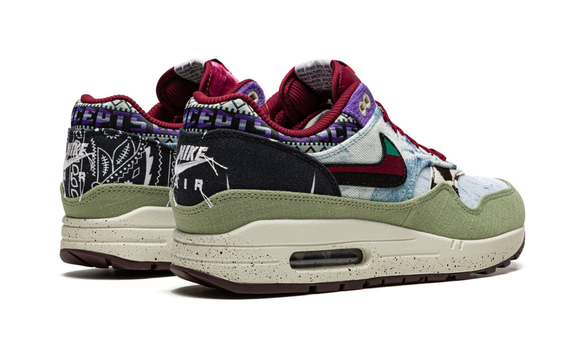 Nike Air Max 1 Concepts “Mellow” (DN1803-300) sneakers met een opvallende mix van groene tinten en multicolor details, gecombineerd met premium materialen zoals denim, corduroy en suède, en de iconische zichtbare Air unit in de zool.
