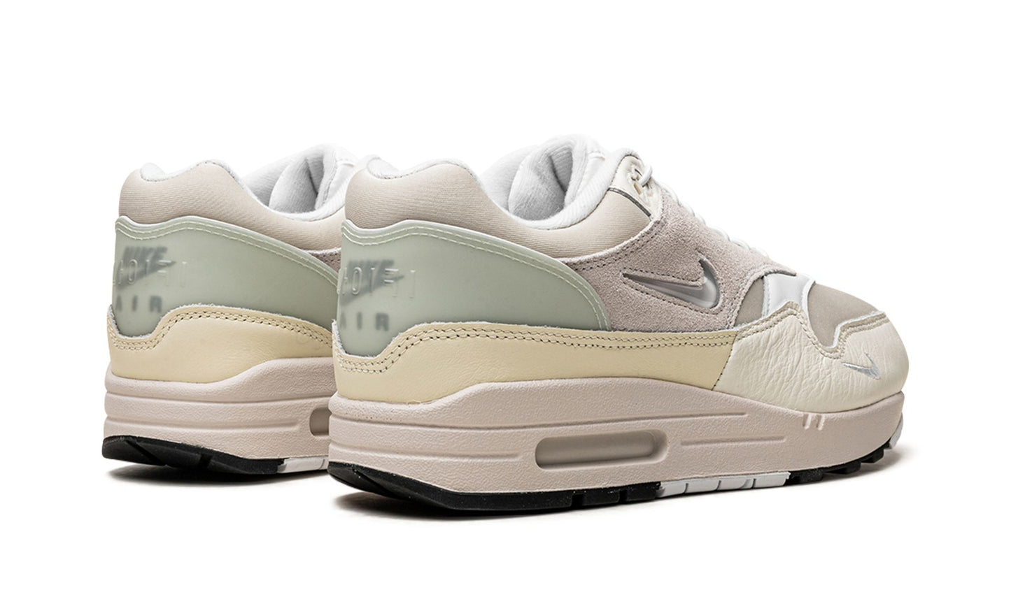 Nike Air Max 1 Hangul Day