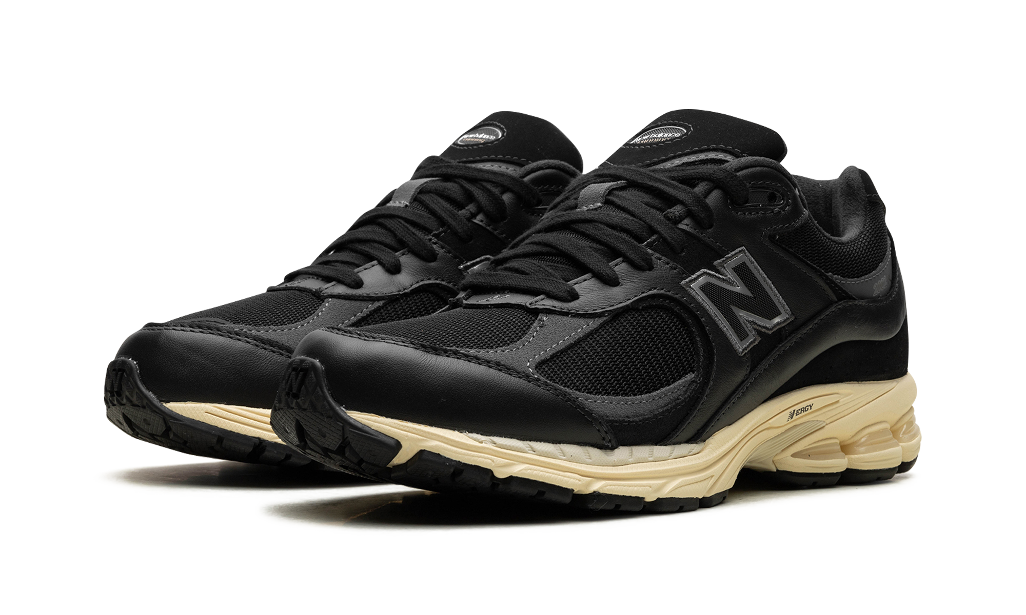 New Balance 2002R Black Vintage