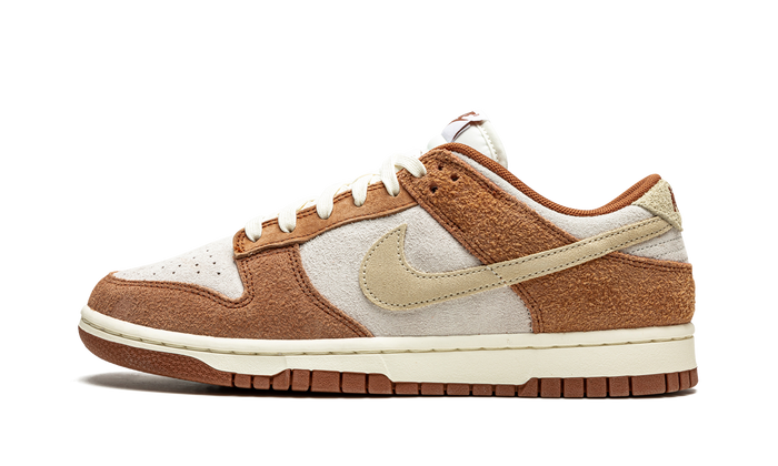 Nike Dunk Low PRM Medium Curry